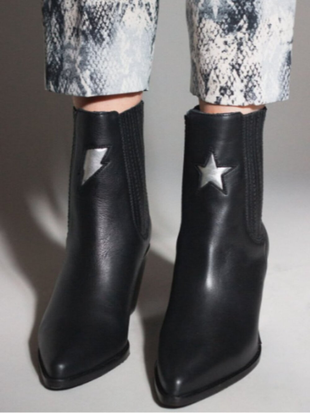 Bala di Gala Lyra Ankle Booties NEW in Black Leather Size 7